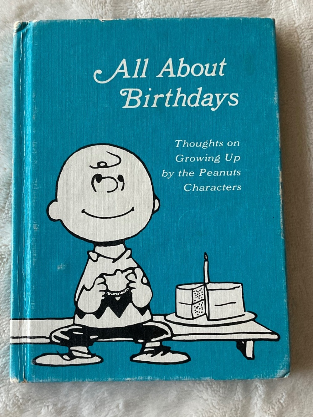 VTG- 1970s Peanuts Charlie Brown hardcover book Charles Schulz